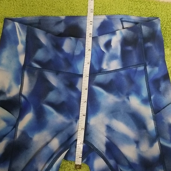Lululemon Women's leggings Size 4 - Picture 2 of 10